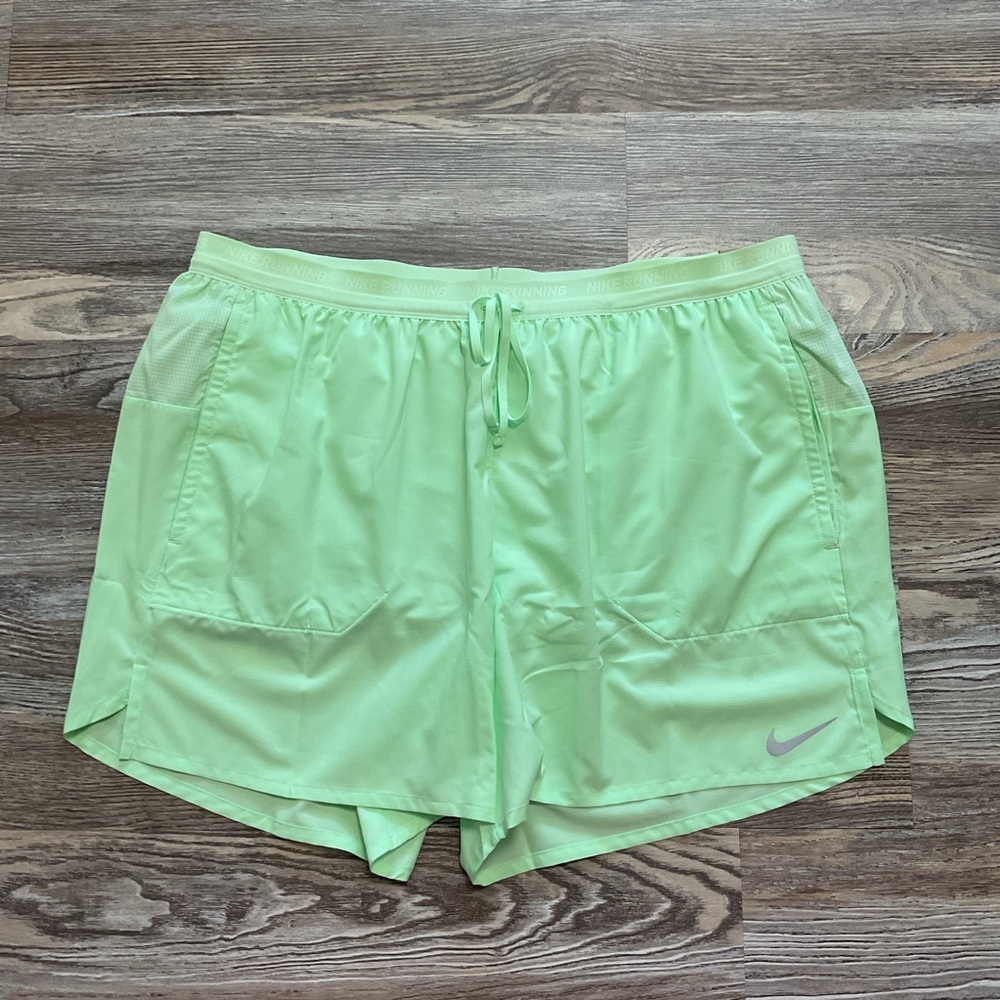 Nike Stride Dri Fit 5” Lined Green Running Shorts XXL NWT